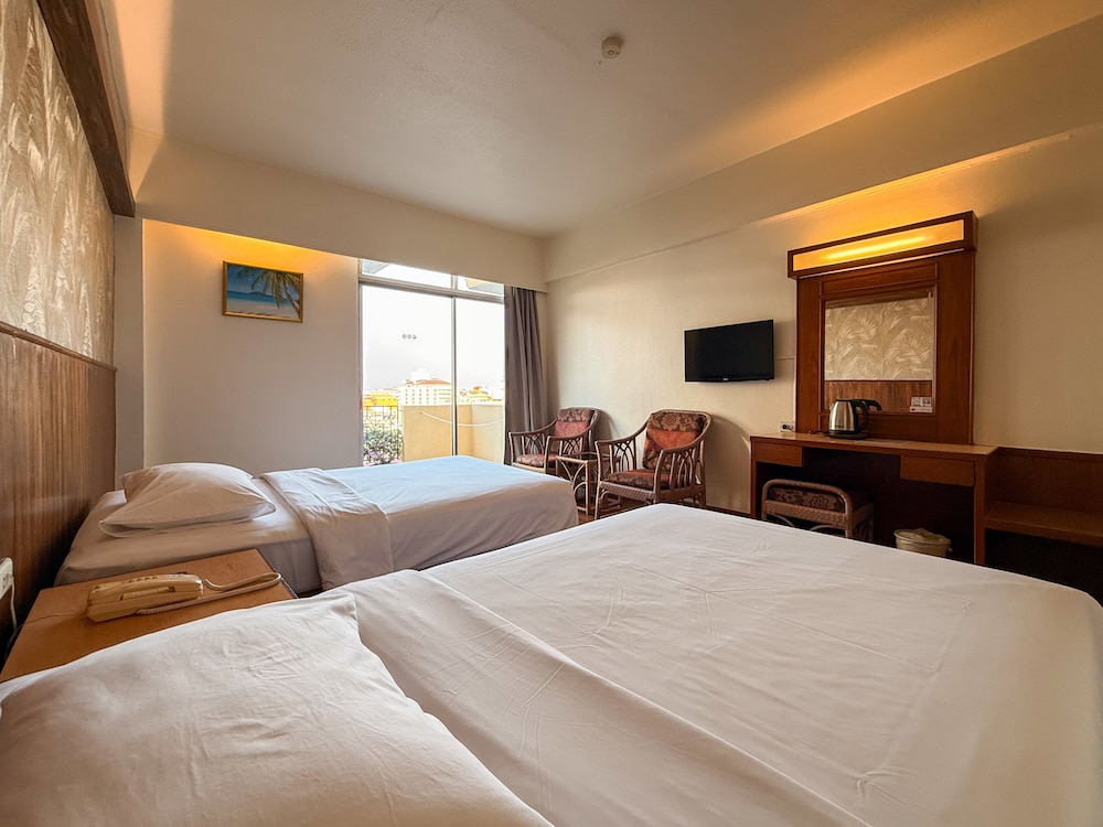 Golden Beach Hotel Pattaya 16/44