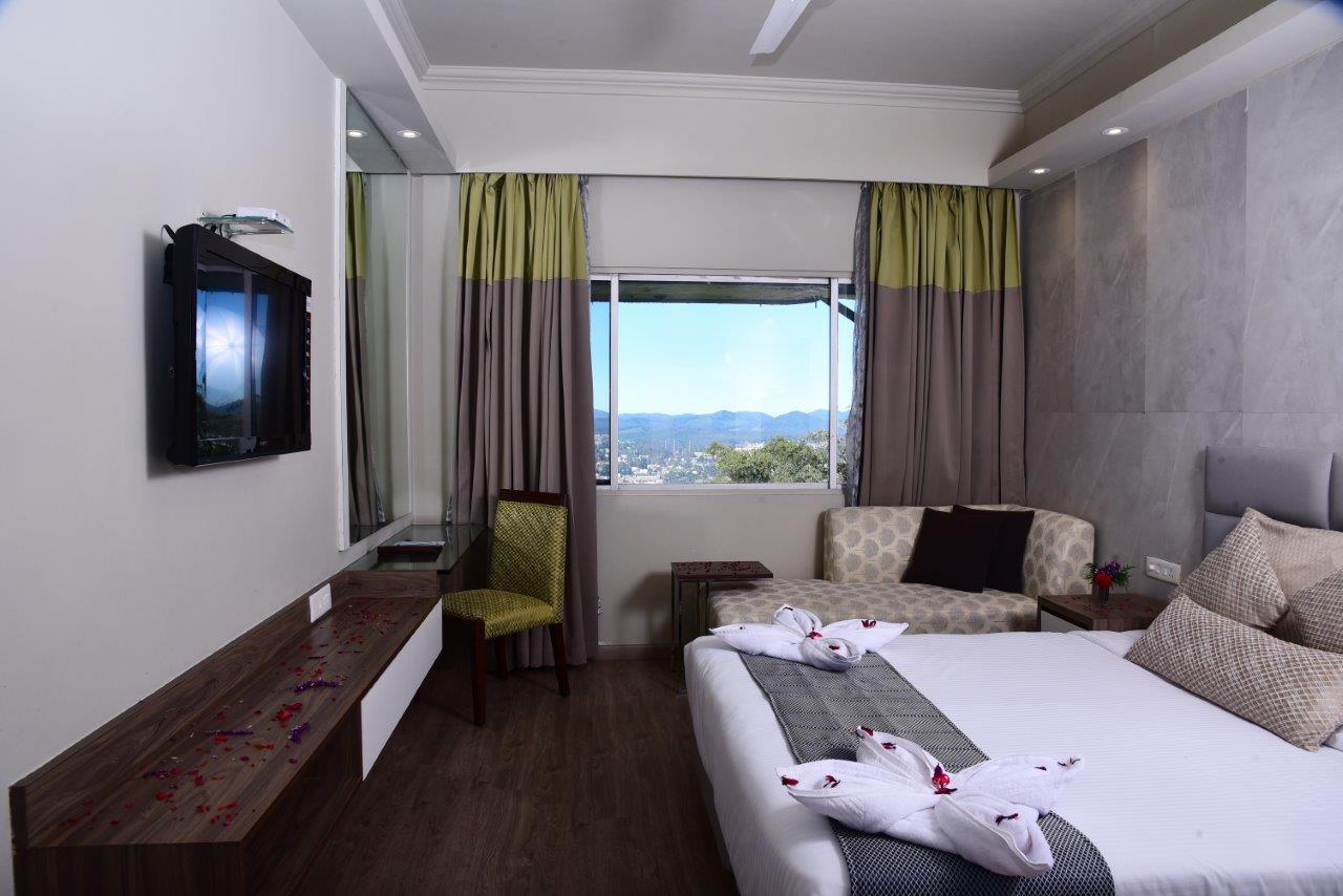 Premier Room