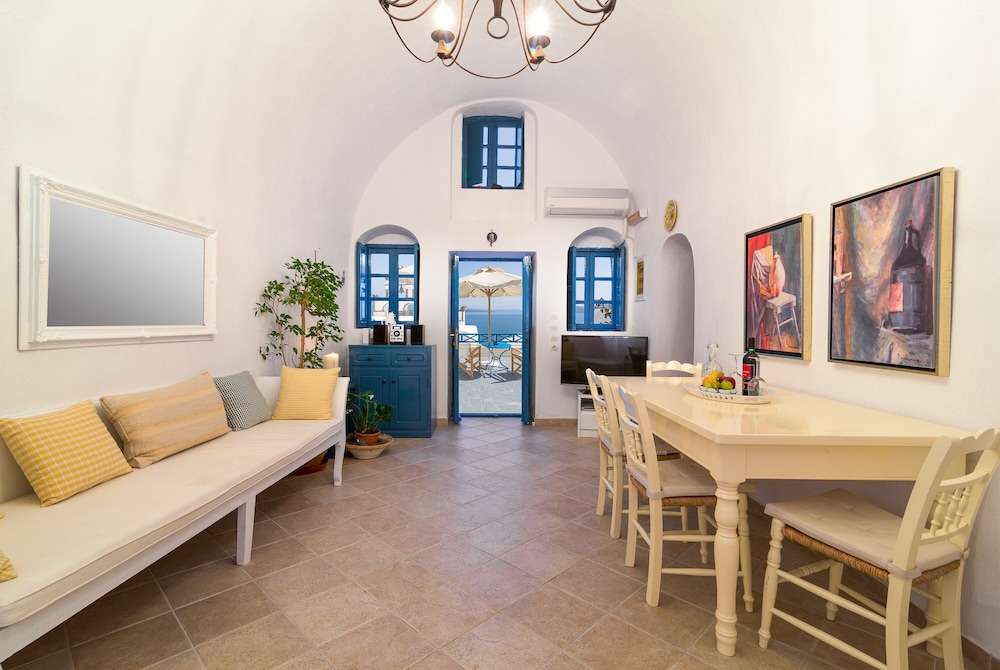 Santorini Paradise 27/46