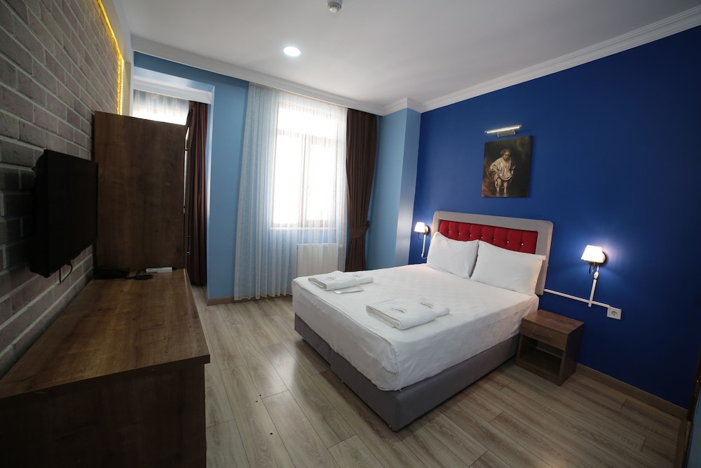 TAKSIM PARK SUITES 28/54