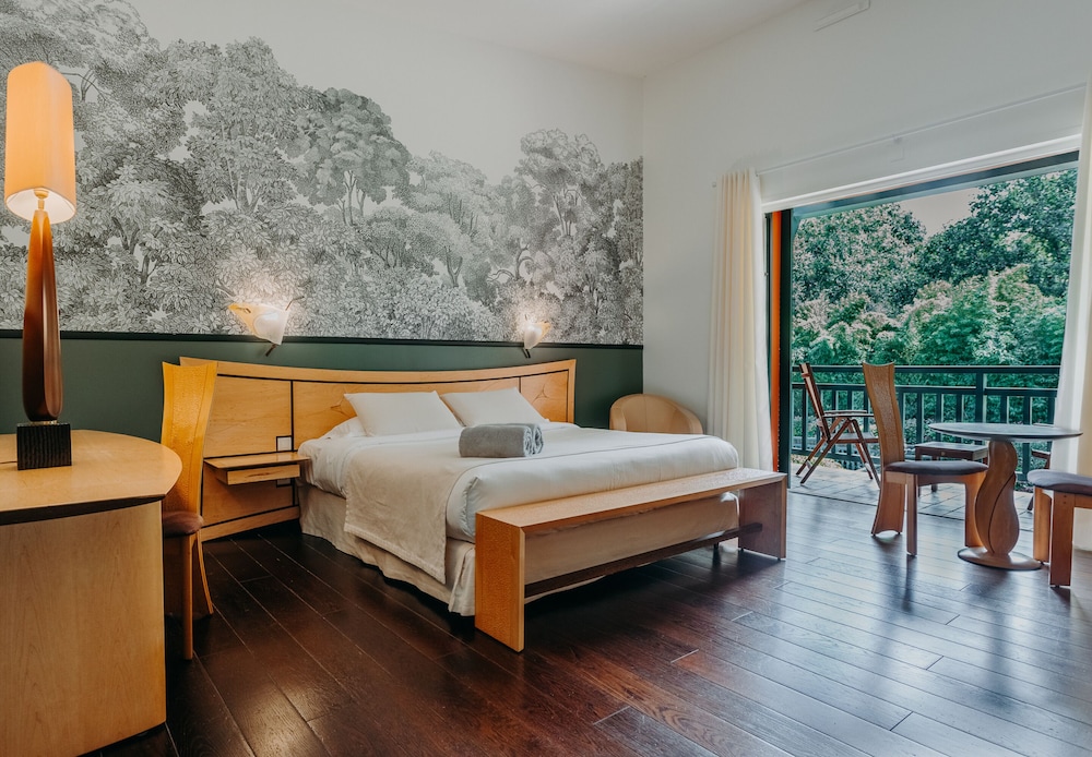 RELAIS DU SILENCE LES FRERES IBARBOURE - TABLE ET HOSTELLERIE 16/51