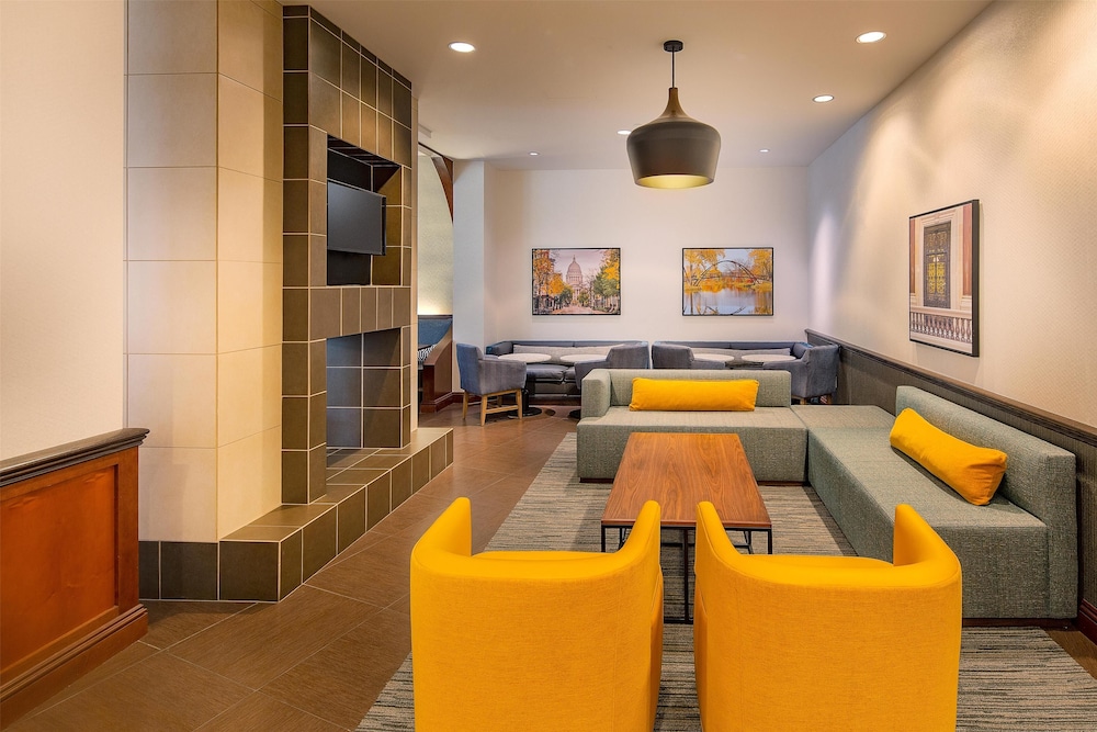 Hyatt Place Madison Downtown 37/62