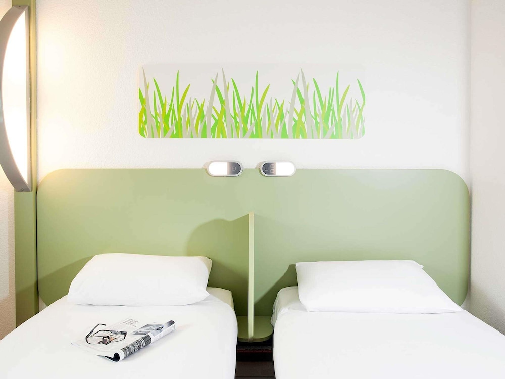 IBIS BUDGET BEACONSFIELD 14/28