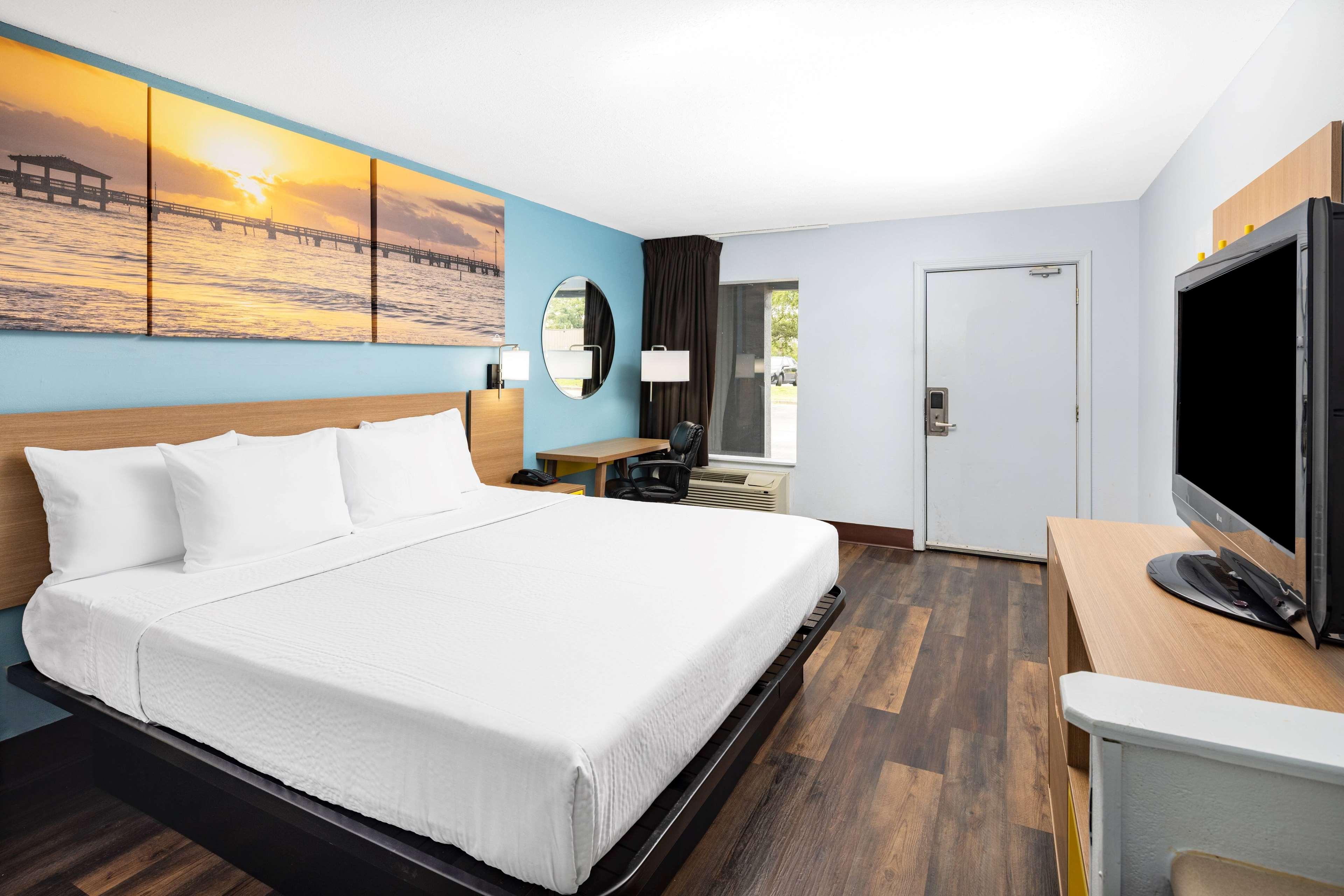 Room, King Bed, Smoking