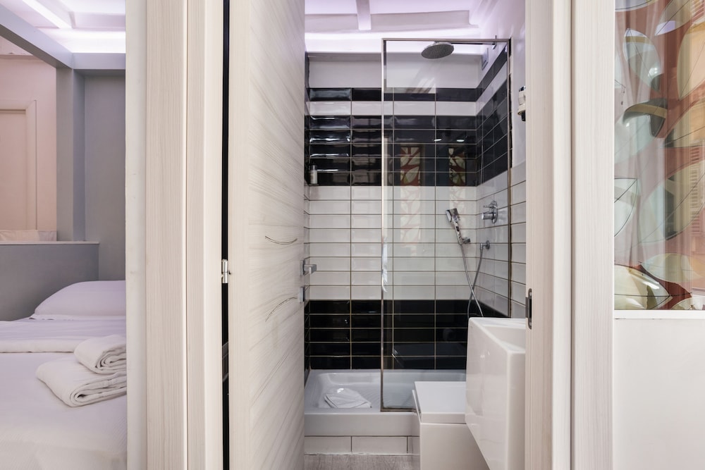 Irooms Spanish Steps Roma 23/58