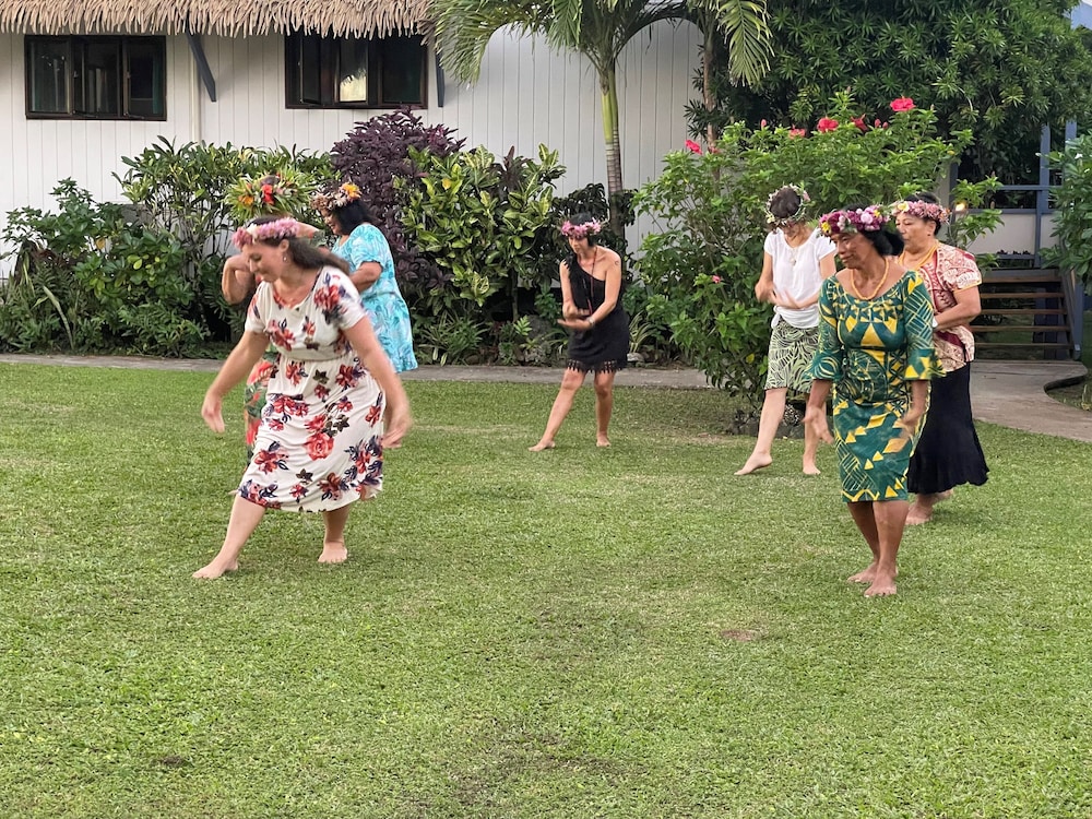 Aroa Beachside Inn 21/47