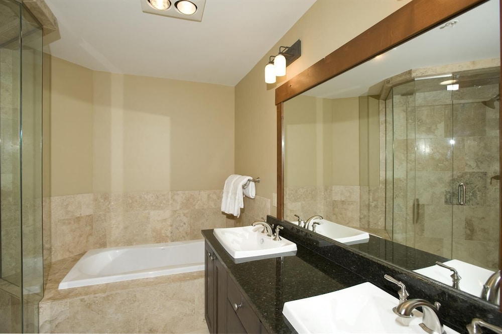 One Ski Hill Place A Rockresort 22/63