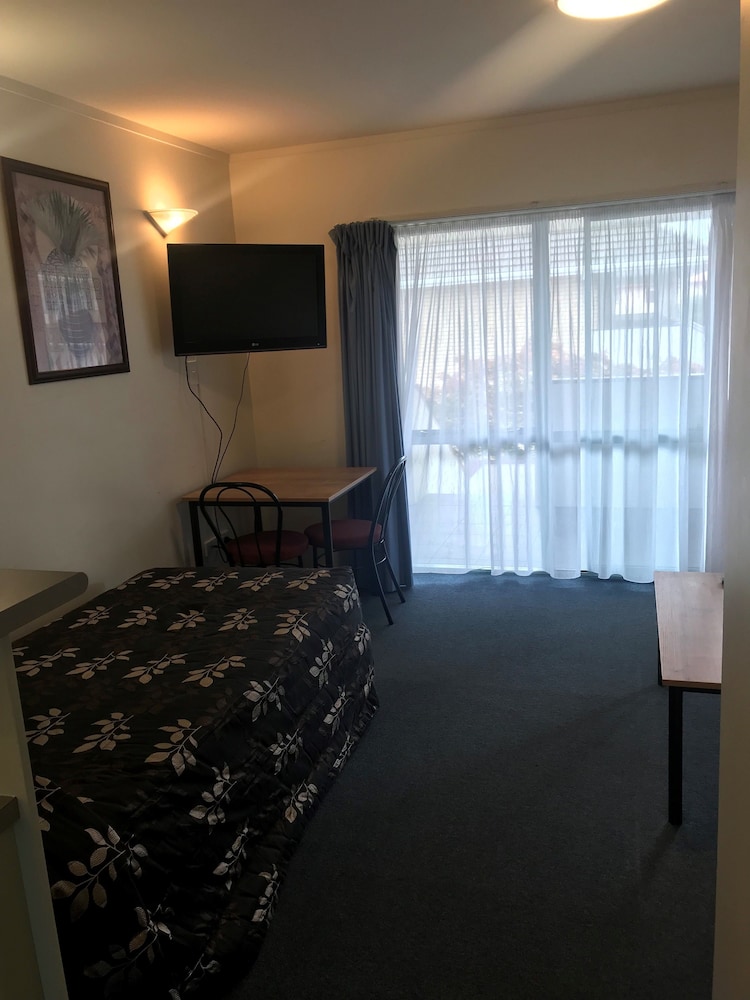 Fenton Court Motel 21/60