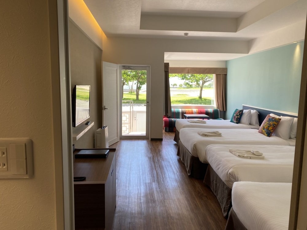 Sunset Beach Hotel 19/55