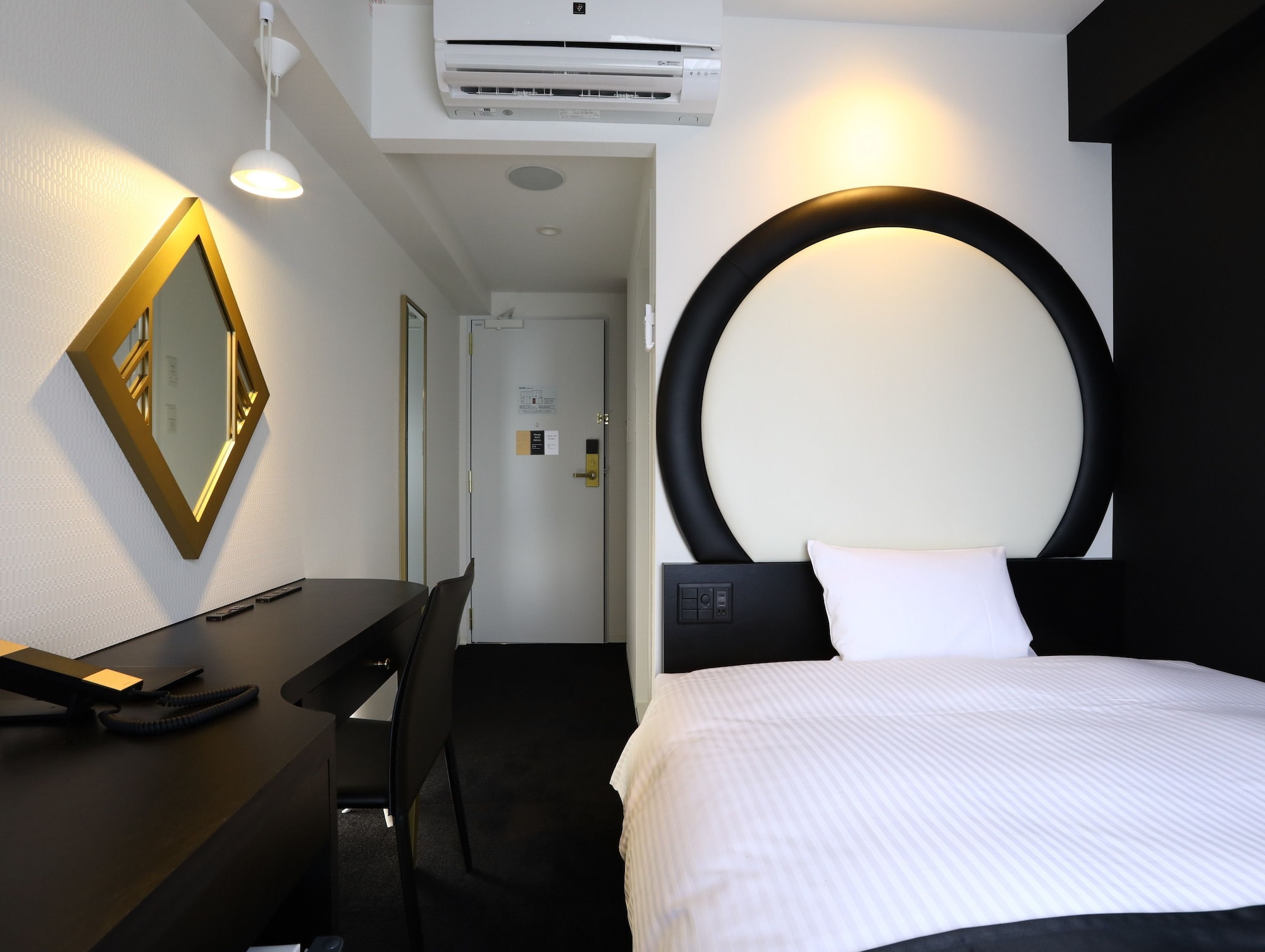 BASIC, DOUBLE BED
