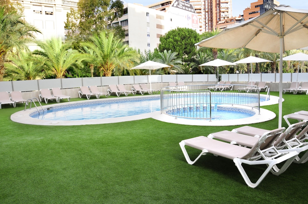 Prince Park Hotel 27/31
