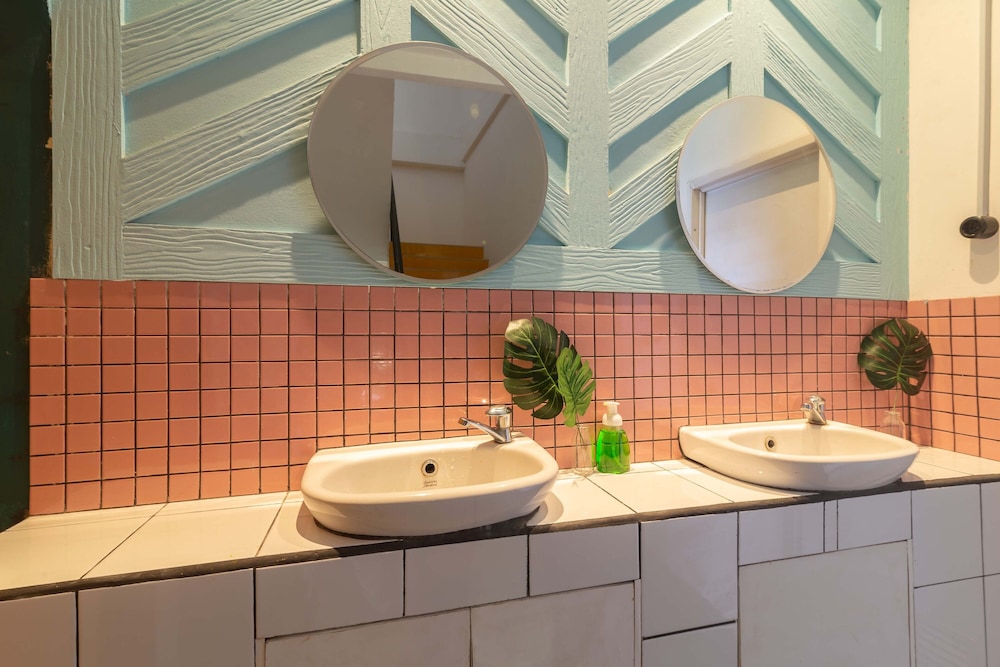 Wonderloft Hostel 62/63