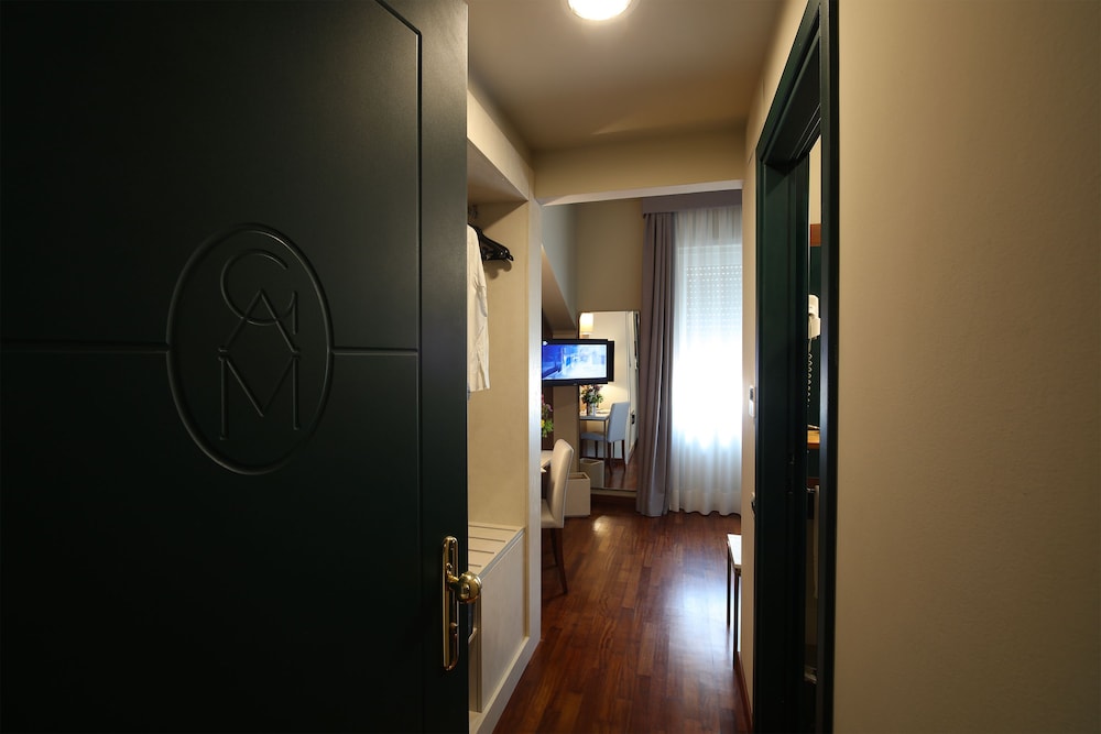 Grande Albergo Maugeri 32/50