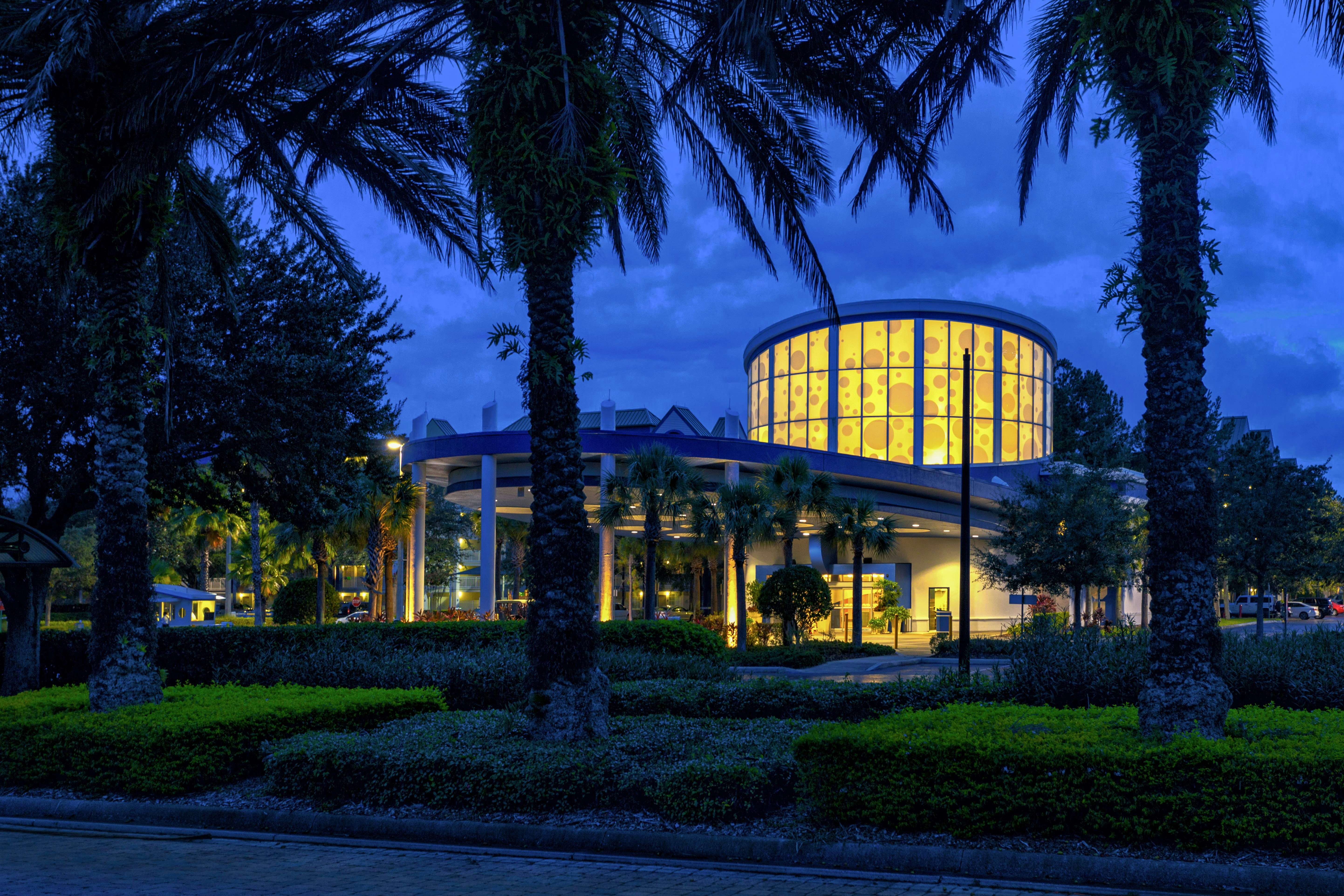 Holiday Inn Resort Orlando Suites - Waterpark 2/80