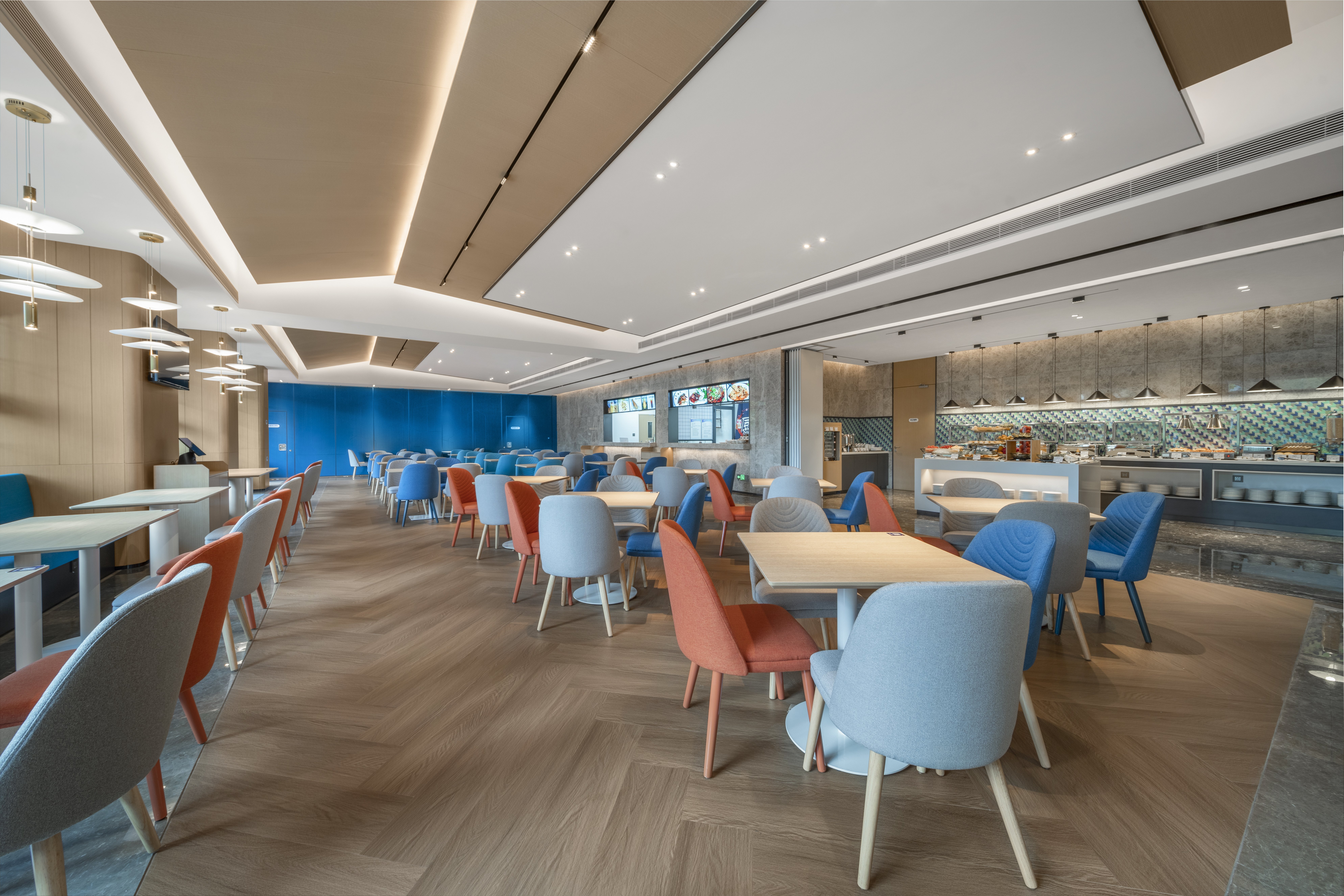 Holiday Inn Express Guangzhou Panyu 24/40