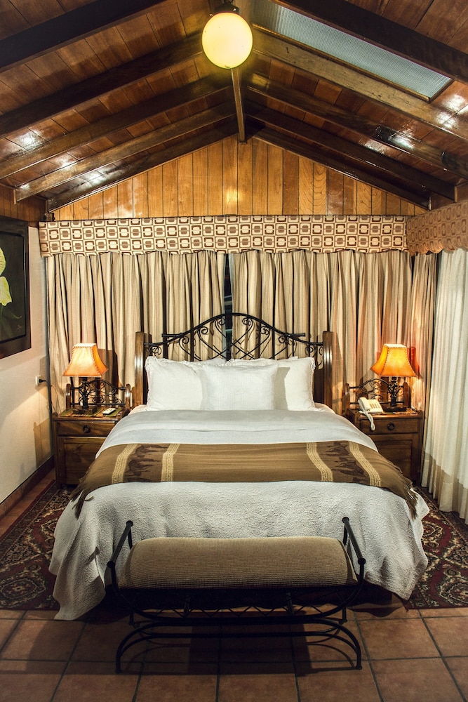 Gringo Bill S Boutique Hotel 52/90