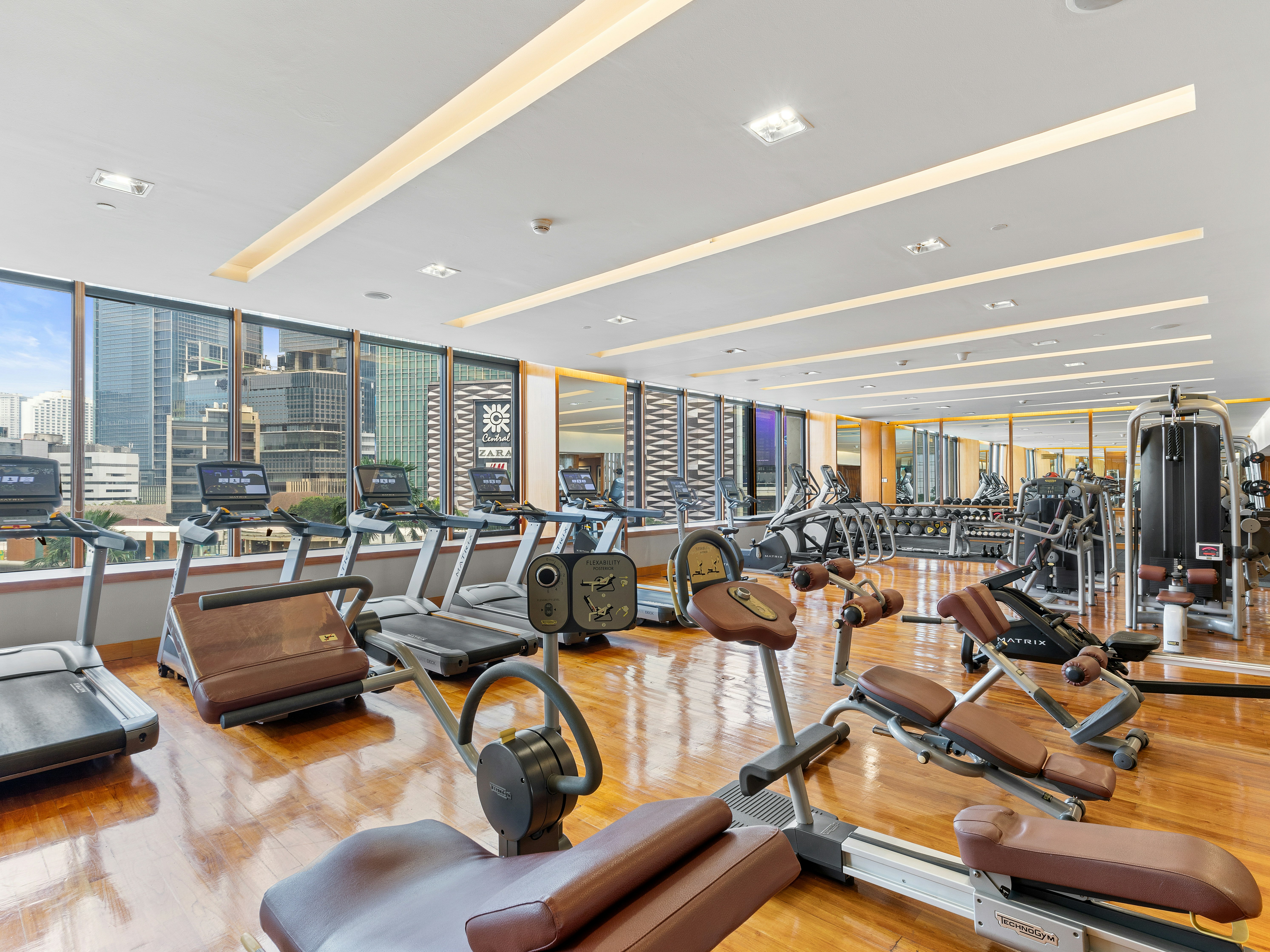 Mandarin Oriental, Jakarta 48/86