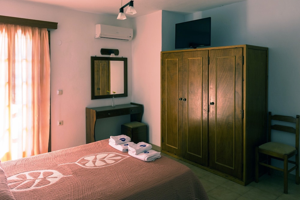 Drymna Hotel 12/50