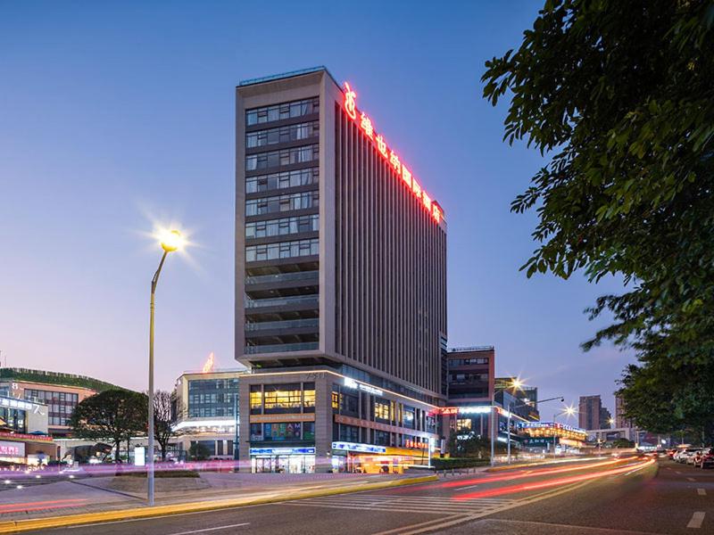 Vienna International Hotel (Chongqing Yuanyang Garden Expo) 4/38