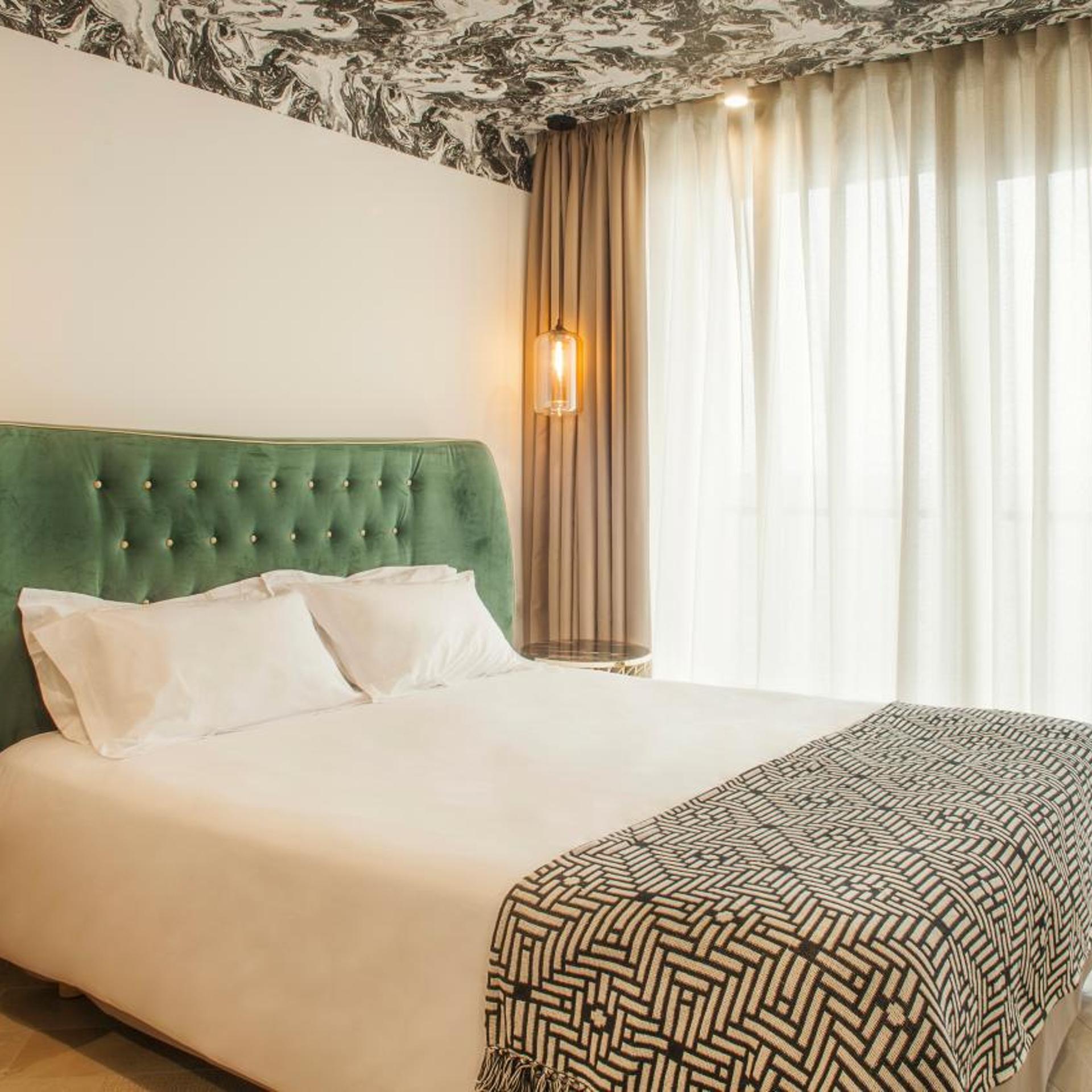 غرفة بريفيليج بإطلالة على البحر بشرفة، La Pietra Hotel Restaurant 7/10