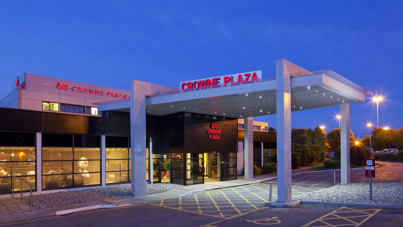 Crowne Plaza Manchester Airport 1/50