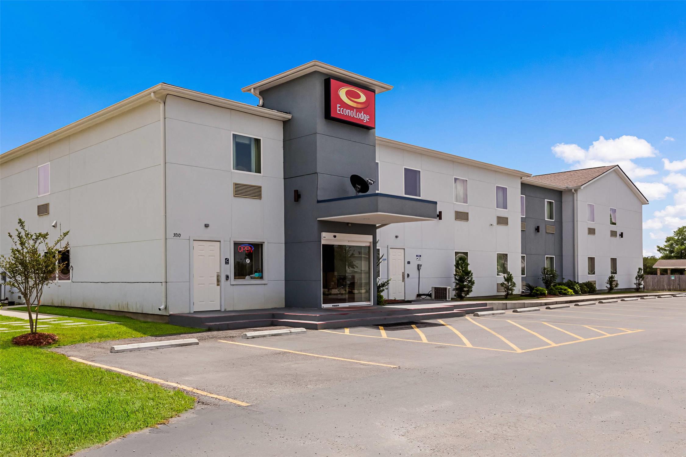 Econo Lodge Baton Rouge University Area 23/23