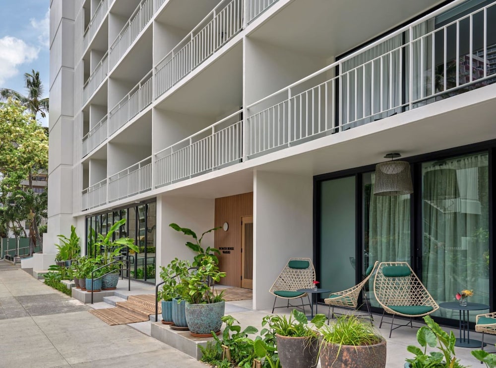 Romer House Waikiki 4/47