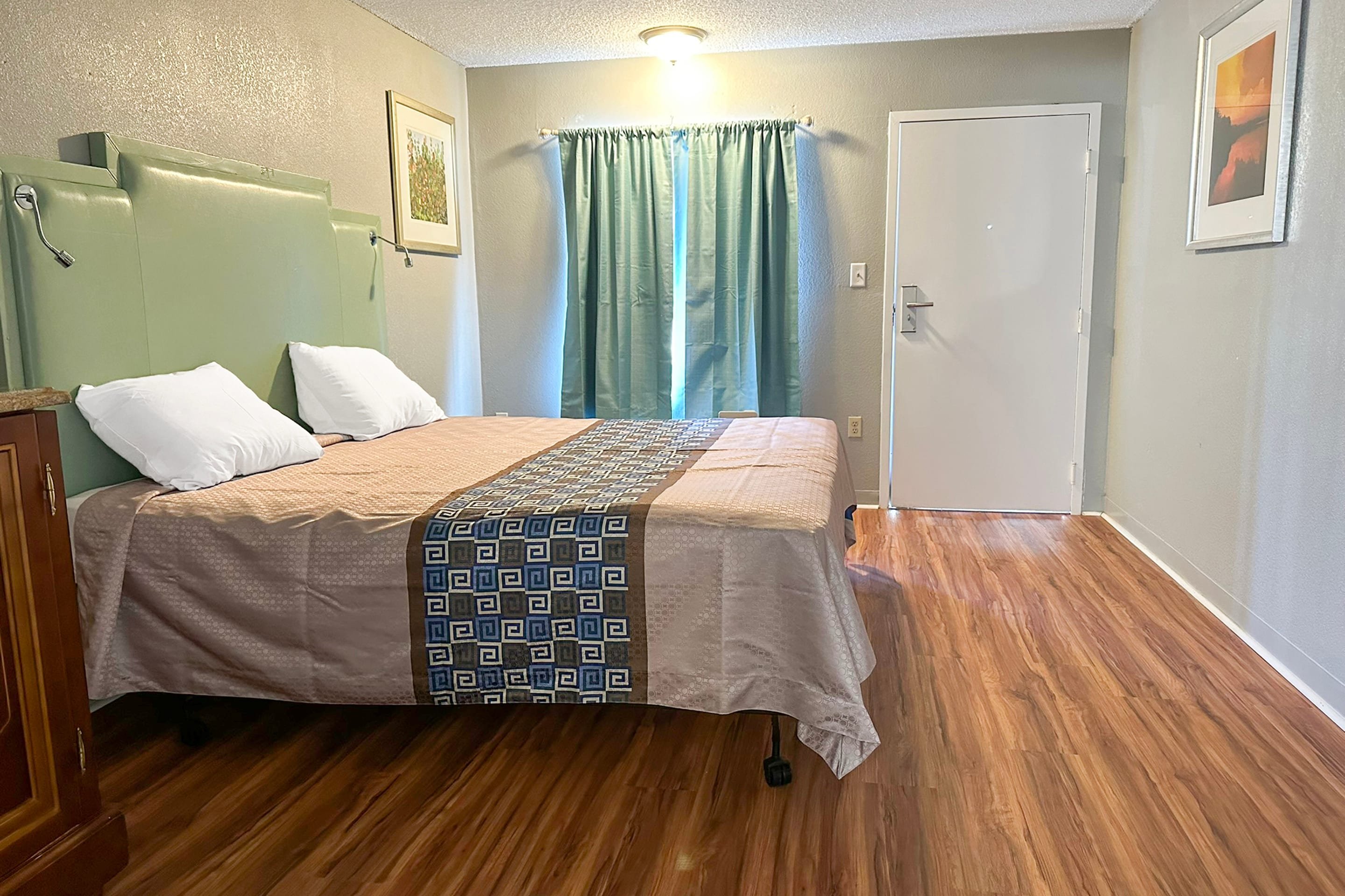 Hahira Inn By OYO near Valdosta 44/82