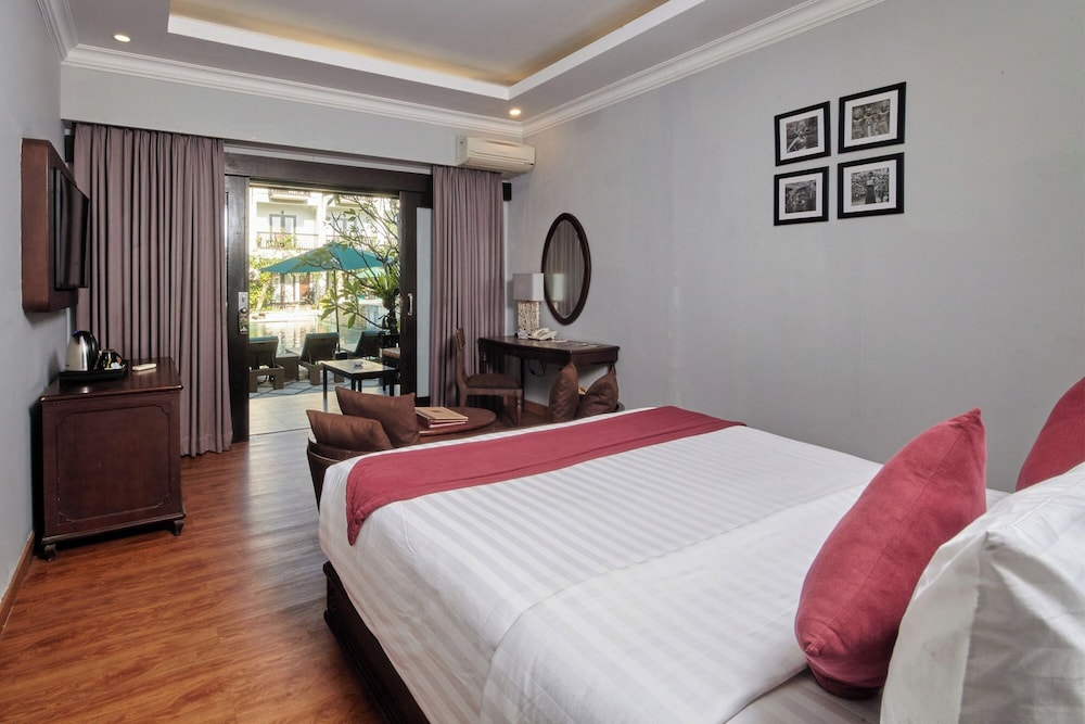 The Lokha Legian Resort and Spa 34/75