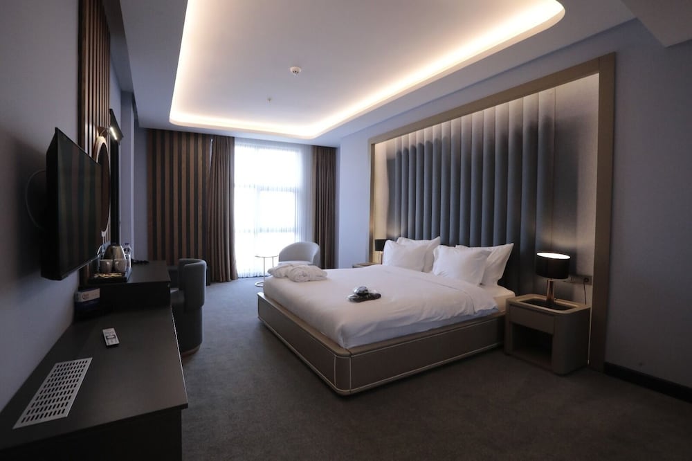 Aileena Hotel & Villas 36/73