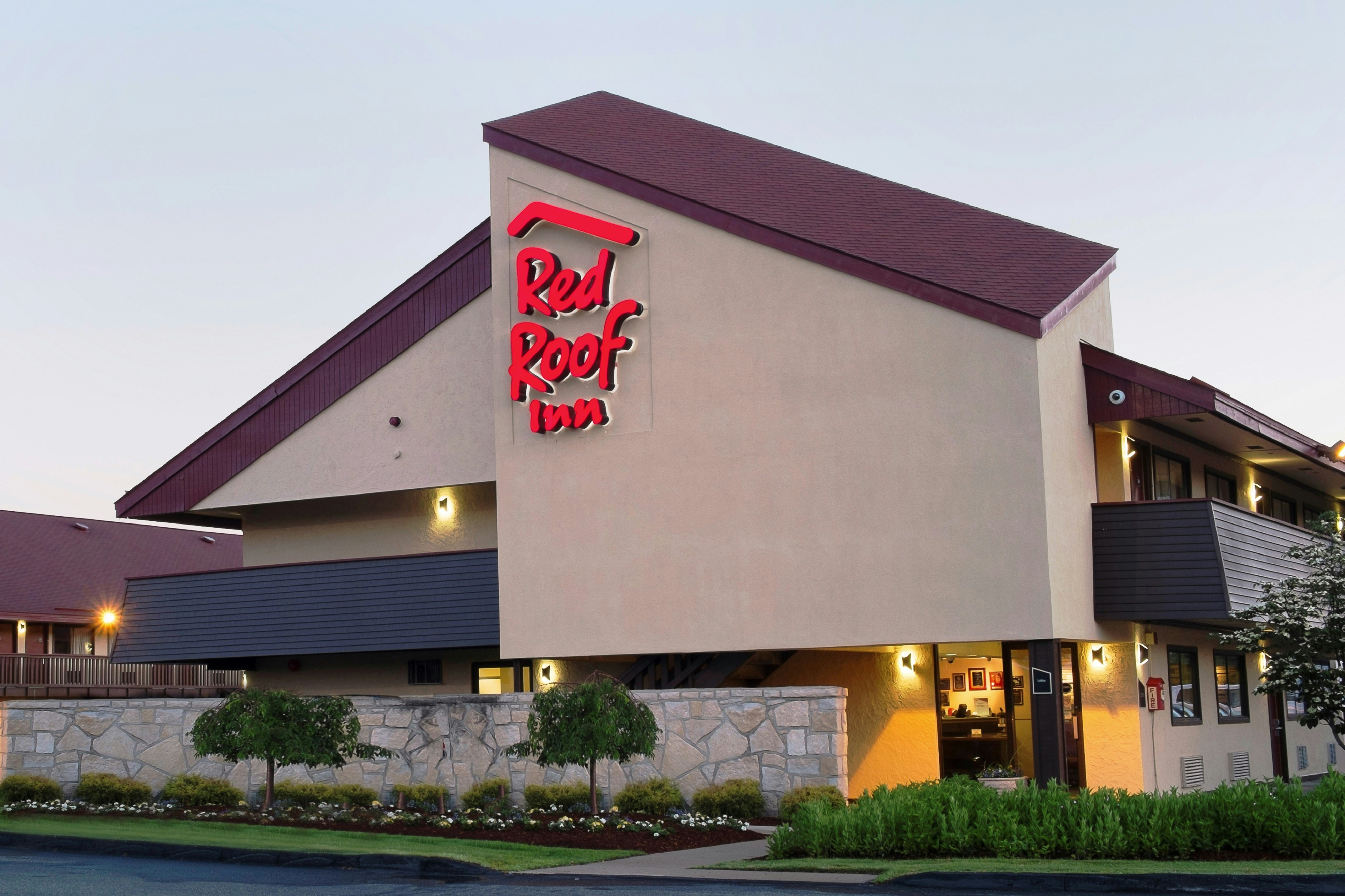 Red Roof Inn Edison 2/27