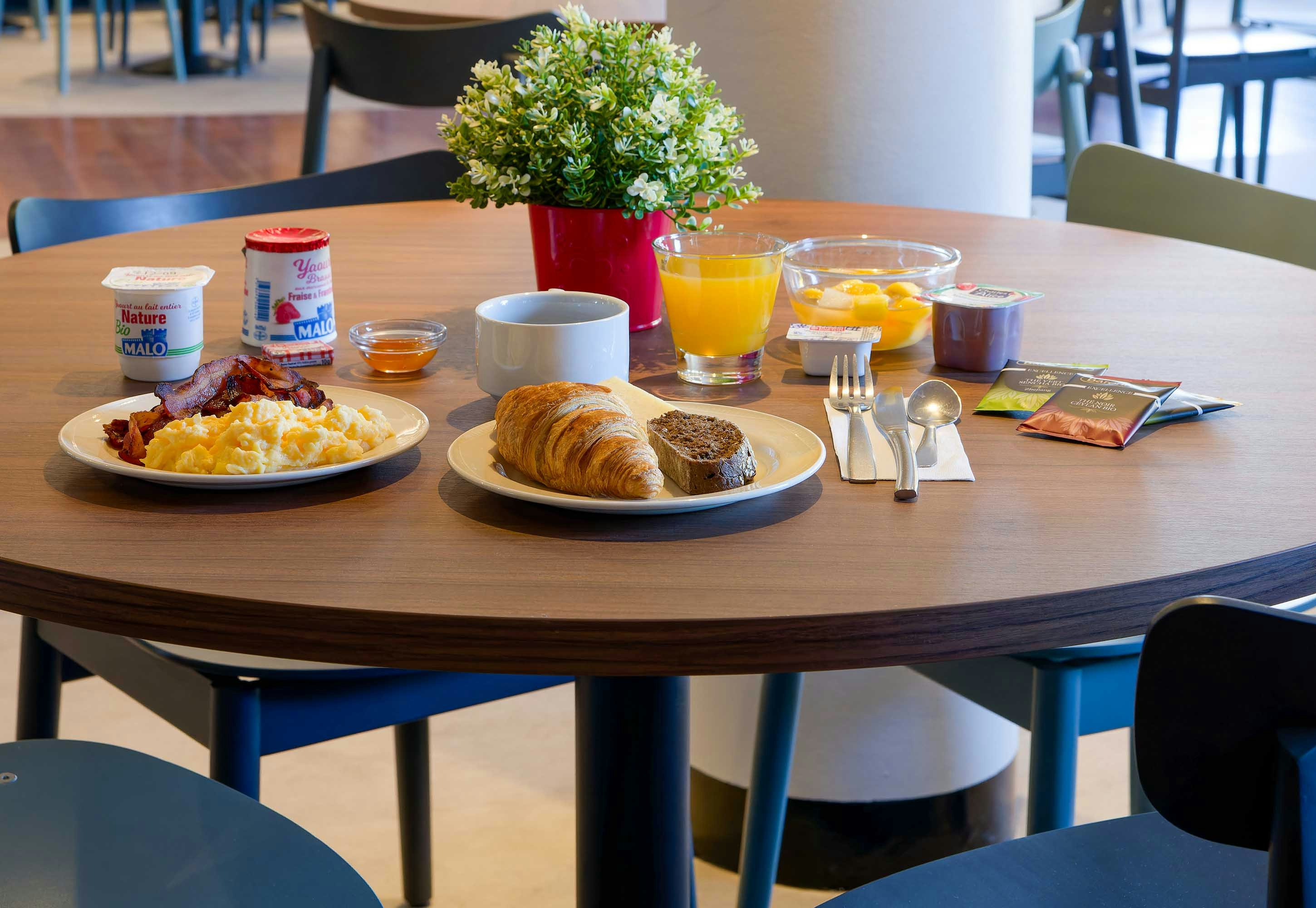 B&B HOTEL Reims Tinqueux 18/23