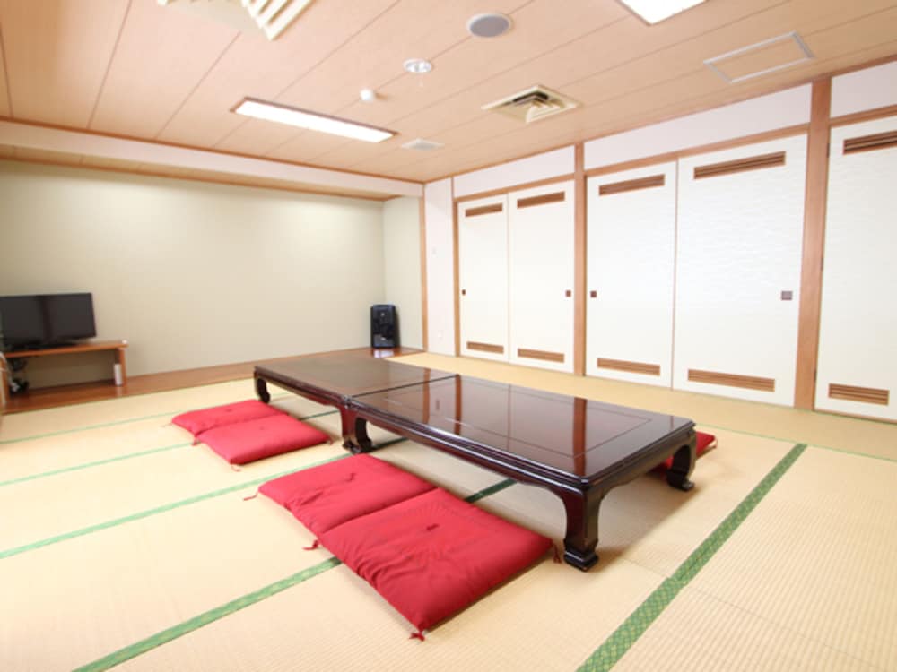 Hotel Livemax BUDGET Chitose 19/44