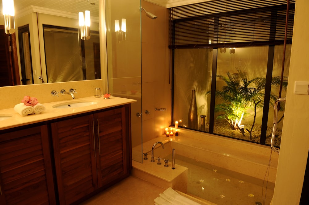 Oasis Villas 37/37