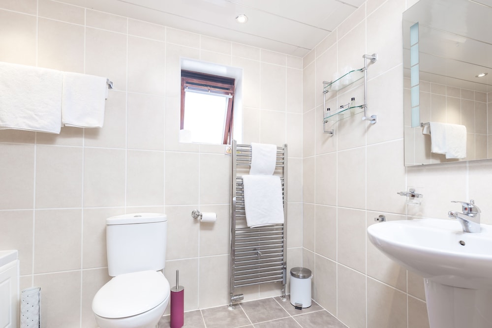 Craigmonie Hotel Inverness by Compass Hospitality 79/79