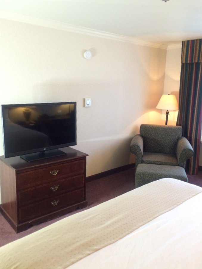 Holiday Inn Selma-Swancourt 37/65