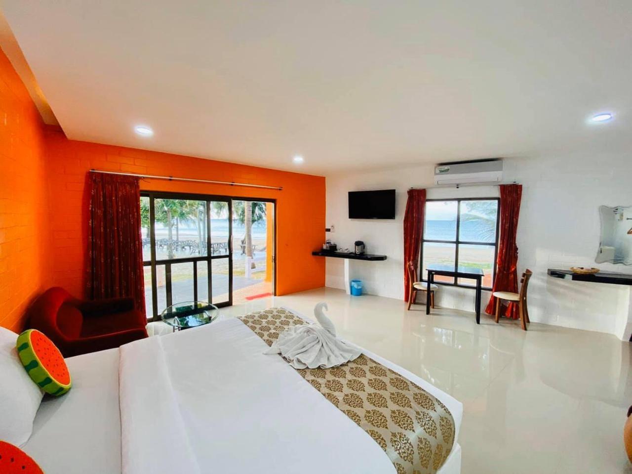 Burapa Beach Resort Chaolao 3/25