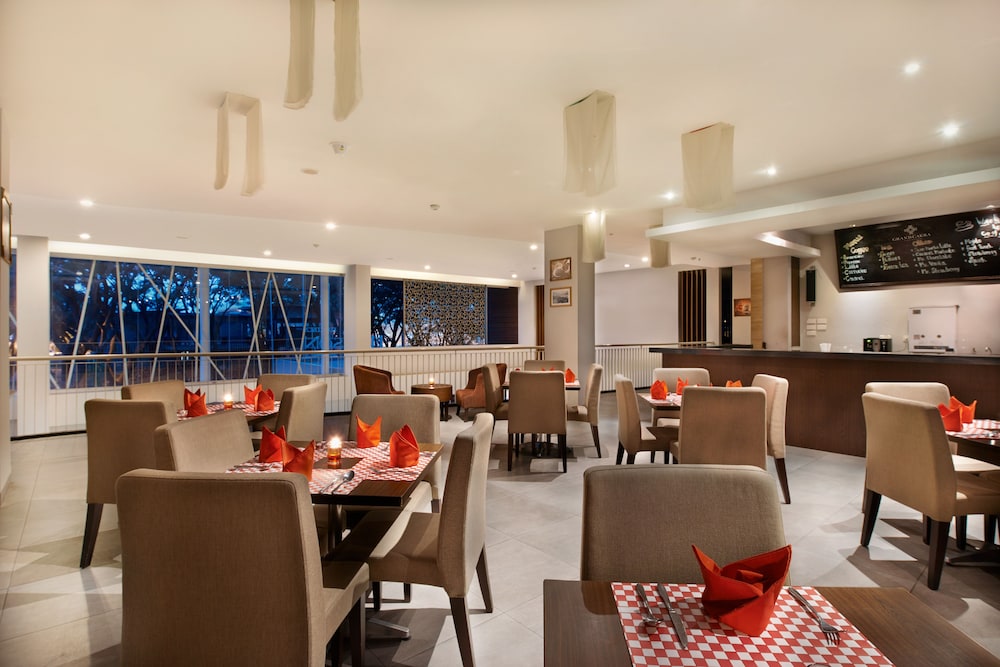 Grand Cakra Hotel 34/52
