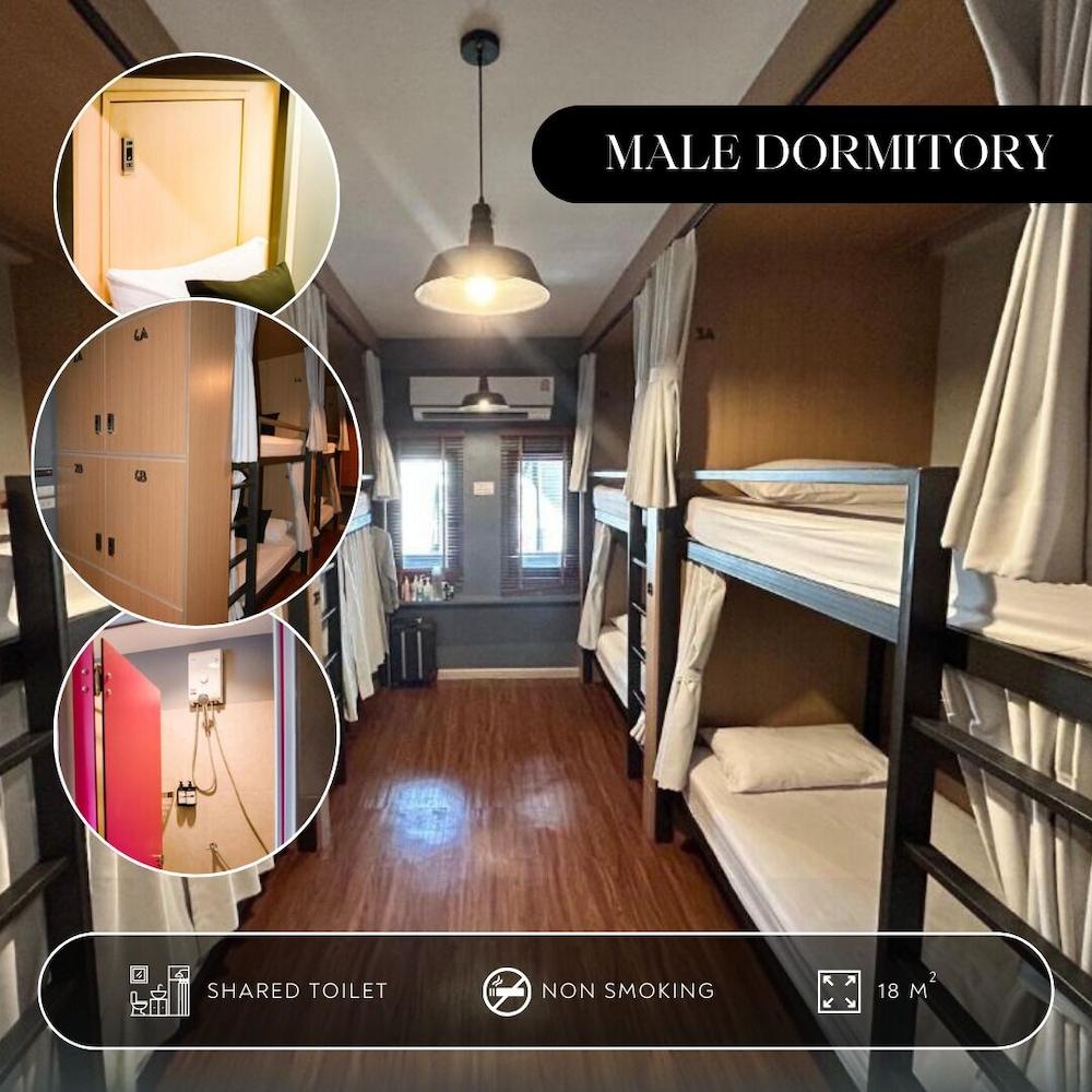 Male Dorm, 8 Beds, Upper Bunk