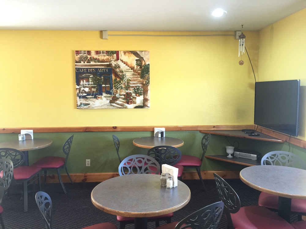 Americas Best Value Inn Garden City 22/28