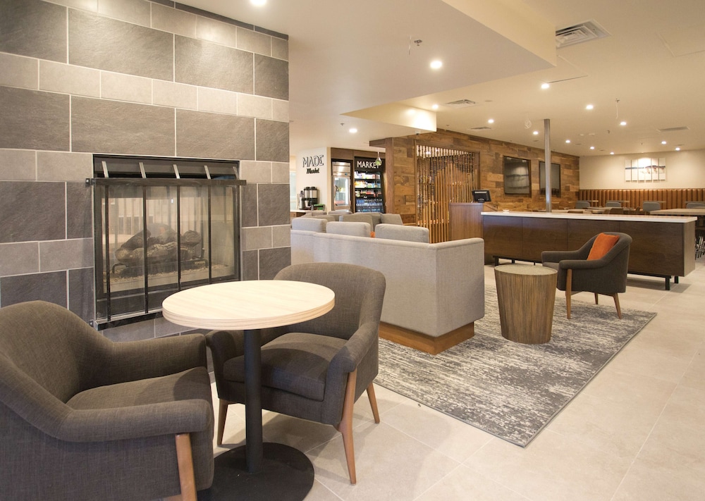 Doubletree By Hilton Chico 47/56