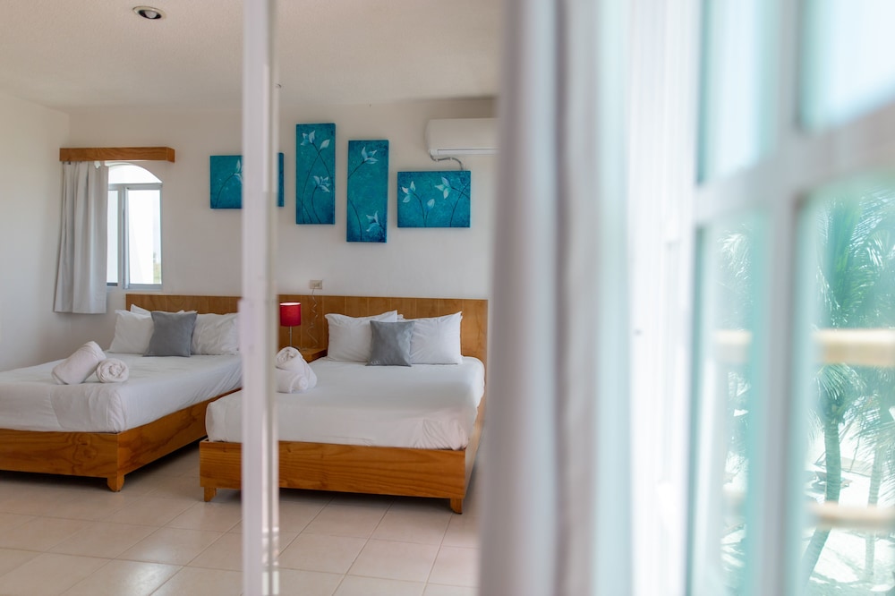 Hotel & Beach Club Ojo de Agua 10/49