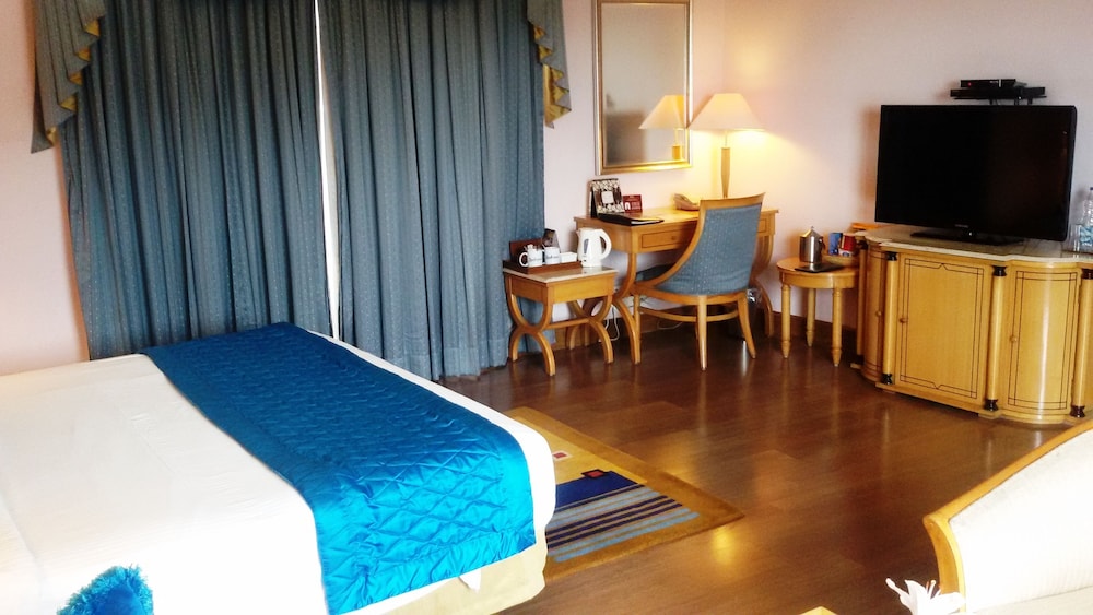 Park Plaza Chennai Omr 24/72