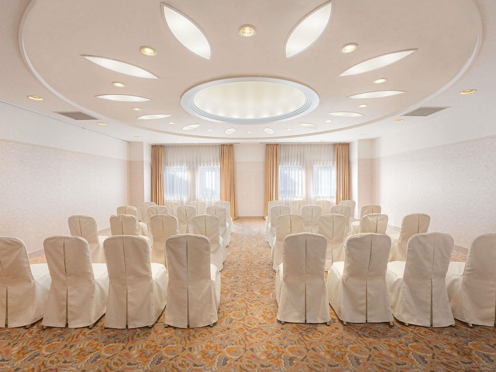 Grand Mercure Okinawa Cape Zanpa Resort 40/50