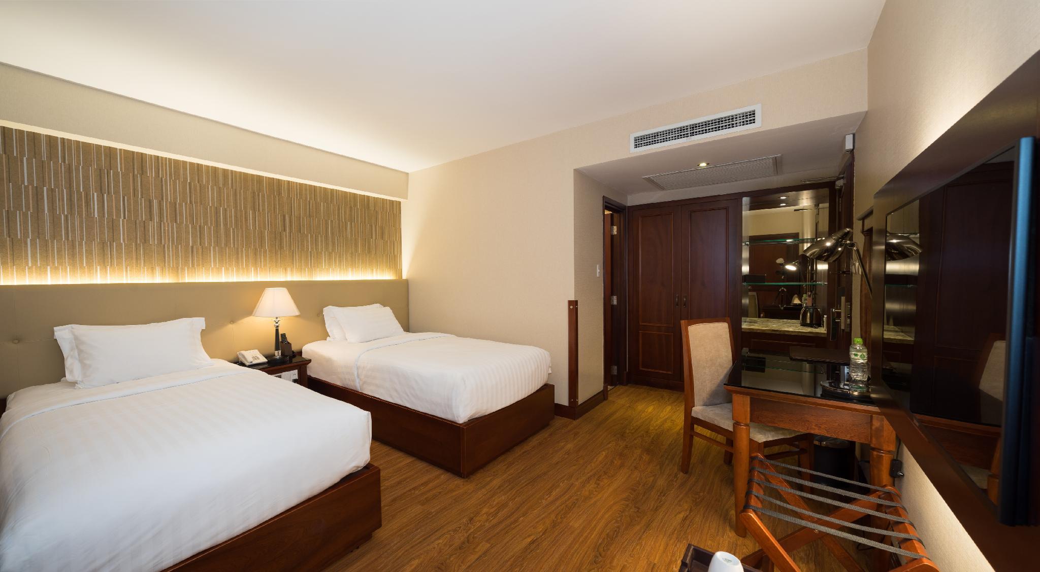 Executive, Twin Beds