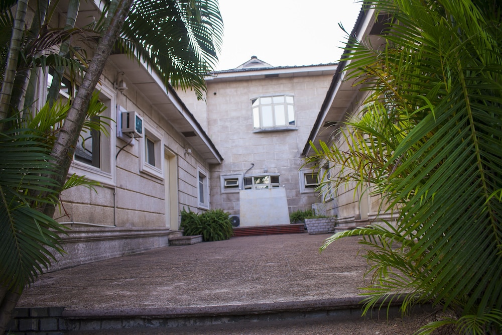 Whitehouse Exclusive Guest House 18/26