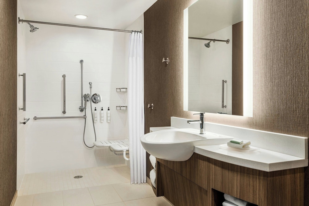 SpringHill Suites Camp Hill 22/23