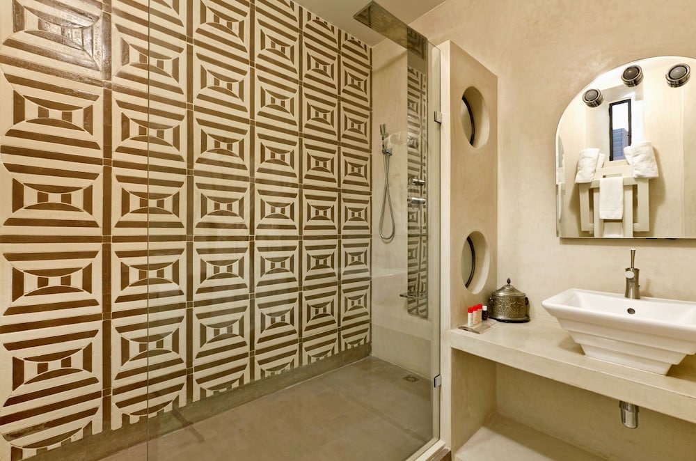 Villa Makassar Art Deco Hotel Spa 43/49