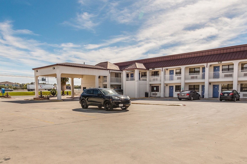 Motel6 San Marcos, TX - North 41/45
