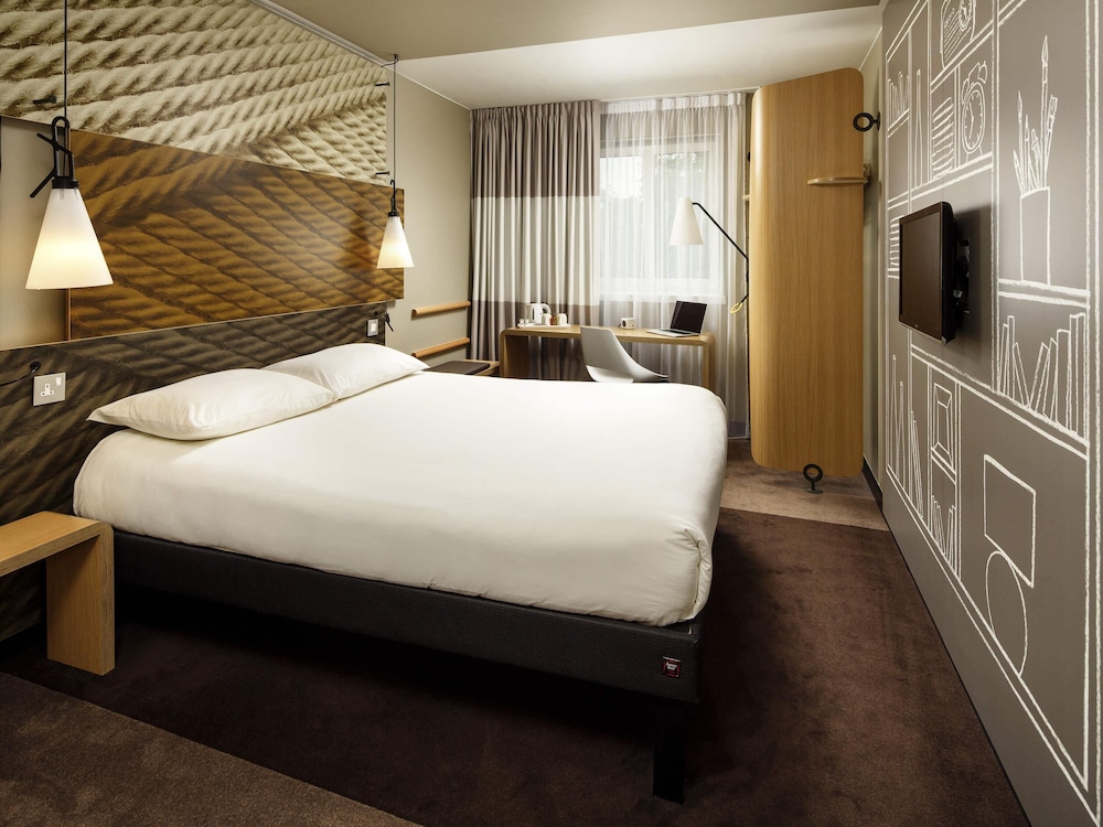 Ibis London Barking 10/50